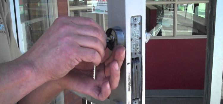 commercial door lock repair Hughson